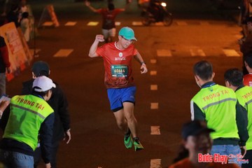 BƯỚC CHẠY CHÀO XUÂN THÀNH PHỐ QUẢNG NGÃI 2024 - Ảnh #1242159