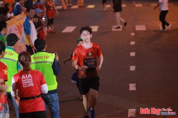 BƯỚC CHẠY CHÀO XUÂN THÀNH PHỐ QUẢNG NGÃI 2024 - Ảnh #1249516