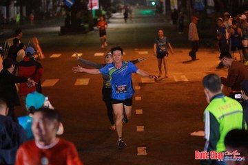 BƯỚC CHẠY CHÀO XUÂN THÀNH PHỐ QUẢNG NGÃI 2024 - Ảnh #1242702