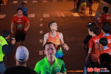 BƯỚC CHẠY CHÀO XUÂN THÀNH PHỐ QUẢNG NGÃI 2024 - Ảnh #1249343
