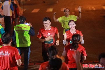 BƯỚC CHẠY CHÀO XUÂN THÀNH PHỐ QUẢNG NGÃI 2024 - Ảnh #1248737