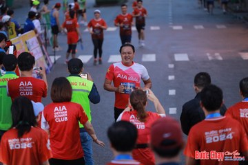 BƯỚC CHẠY CHÀO XUÂN THÀNH PHỐ QUẢNG NGÃI 2024 - Ảnh #1250448
