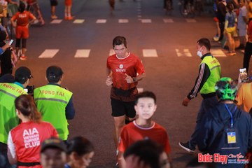 BƯỚC CHẠY CHÀO XUÂN THÀNH PHỐ QUẢNG NGÃI 2024 - Ảnh #1249720