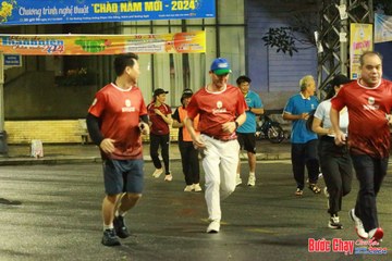 BƯỚC CHẠY CHÀO XUÂN THÀNH PHỐ QUẢNG NGÃI 2024 - Ảnh #1223488