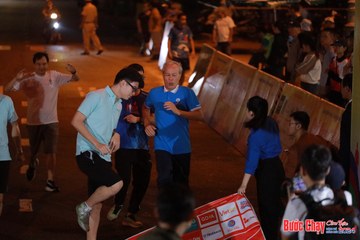 BƯỚC CHẠY CHÀO XUÂN THÀNH PHỐ QUẢNG NGÃI 2024 - Ảnh #1239216