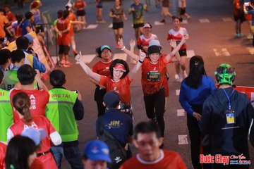 BƯỚC CHẠY CHÀO XUÂN THÀNH PHỐ QUẢNG NGÃI 2024 - Ảnh #1249823