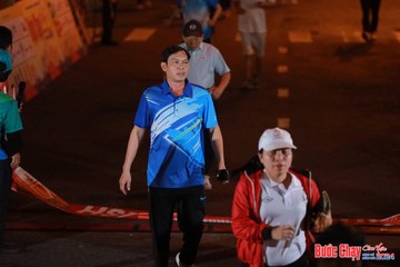 BƯỚC CHẠY CHÀO XUÂN THÀNH PHỐ QUẢNG NGÃI 2024 - Ảnh #1239627