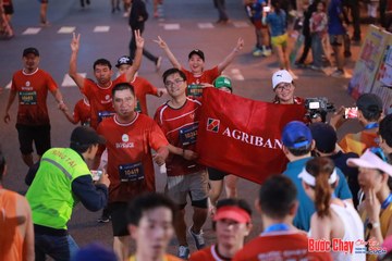 BƯỚC CHẠY CHÀO XUÂN THÀNH PHỐ QUẢNG NGÃI 2024 - Ảnh #1249972