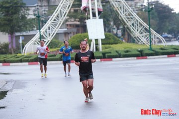 BƯỚC CHẠY CHÀO XUÂN THÀNH PHỐ QUẢNG NGÃI 2024 - Ảnh #1230759