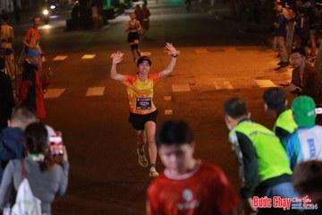 BƯỚC CHẠY CHÀO XUÂN THÀNH PHỐ QUẢNG NGÃI 2024 - Ảnh #1243349