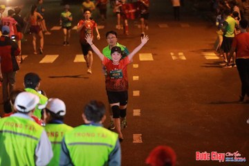 BƯỚC CHẠY CHÀO XUÂN THÀNH PHỐ QUẢNG NGÃI 2024 - Ảnh #1248330