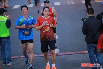 BƯỚC CHẠY CHÀO XUÂN THÀNH PHỐ QUẢNG NGÃI 2024 - Ảnh #1250782