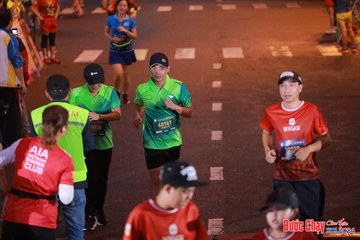 BƯỚC CHẠY CHÀO XUÂN THÀNH PHỐ QUẢNG NGÃI 2024 - Ảnh #1249477