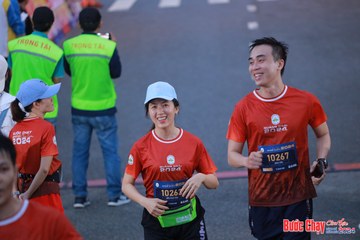 BƯỚC CHẠY CHÀO XUÂN THÀNH PHỐ QUẢNG NGÃI 2024 - Ảnh #1250805
