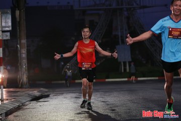 BƯỚC CHẠY CHÀO XUÂN THÀNH PHỐ QUẢNG NGÃI 2024 - Ảnh #1230071
