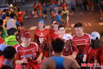 BƯỚC CHẠY CHÀO XUÂN THÀNH PHỐ QUẢNG NGÃI 2024 - Ảnh #1249630