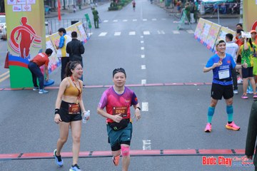 BƯỚC CHẠY CHÀO XUÂN THÀNH PHỐ QUẢNG NGÃI 2024 - Ảnh #1252188
