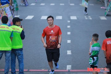BƯỚC CHẠY CHÀO XUÂN THÀNH PHỐ QUẢNG NGÃI 2024 - Ảnh #1251852