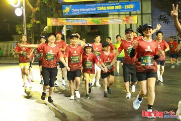 BƯỚC CHẠY CHÀO XUÂN THÀNH PHỐ QUẢNG NGÃI 2024 - Ảnh #1223064