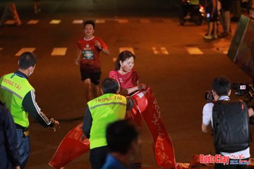 BƯỚC CHẠY CHÀO XUÂN THÀNH PHỐ QUẢNG NGÃI 2024 - Ảnh #1241771