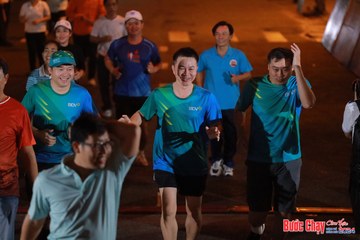 BƯỚC CHẠY CHÀO XUÂN THÀNH PHỐ QUẢNG NGÃI 2024 - Ảnh #1239995