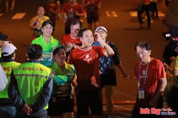 BƯỚC CHẠY CHÀO XUÂN THÀNH PHỐ QUẢNG NGÃI 2024 - Ảnh #1248145