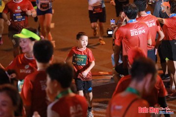 BƯỚC CHẠY CHÀO XUÂN THÀNH PHỐ QUẢNG NGÃI 2024 - Ảnh #1248891