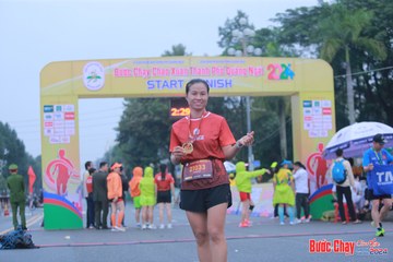BƯỚC CHẠY CHÀO XUÂN THÀNH PHỐ QUẢNG NGÃI 2024 - Ảnh #1221880