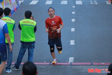 BƯỚC CHẠY CHÀO XUÂN THÀNH PHỐ QUẢNG NGÃI 2024 - Ảnh #1251531