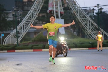 BƯỚC CHẠY CHÀO XUÂN THÀNH PHỐ QUẢNG NGÃI 2024 - Ảnh #1230358