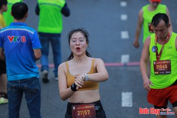 BƯỚC CHẠY CHÀO XUÂN THÀNH PHỐ QUẢNG NGÃI 2024 - Ảnh #1251746