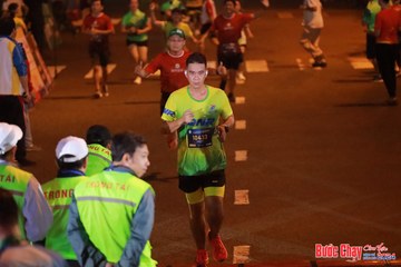 BƯỚC CHẠY CHÀO XUÂN THÀNH PHỐ QUẢNG NGÃI 2024 - Ảnh #1248603