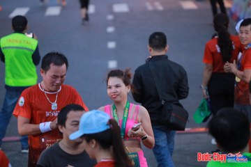 BƯỚC CHẠY CHÀO XUÂN THÀNH PHỐ QUẢNG NGÃI 2024 - Ảnh #1250615