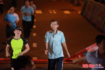 BƯỚC CHẠY CHÀO XUÂN THÀNH PHỐ QUẢNG NGÃI 2024 - Ảnh #1239527