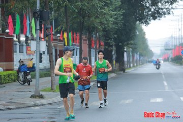 BƯỚC CHẠY CHÀO XUÂN THÀNH PHỐ QUẢNG NGÃI 2024 - Ảnh #1237261