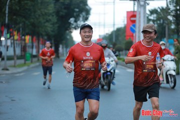 BƯỚC CHẠY CHÀO XUÂN THÀNH PHỐ QUẢNG NGÃI 2024 - Ảnh #1237072