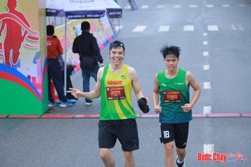BƯỚC CHẠY CHÀO XUÂN THÀNH PHỐ QUẢNG NGÃI 2024 - Ảnh #1252303