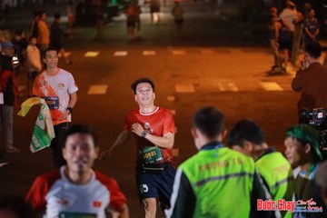BƯỚC CHẠY CHÀO XUÂN THÀNH PHỐ QUẢNG NGÃI 2024 - Ảnh #1243138