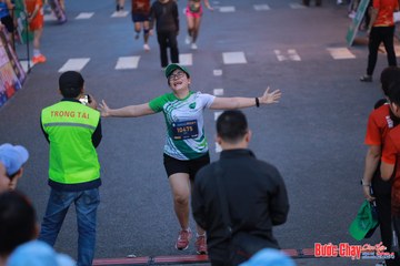 BƯỚC CHẠY CHÀO XUÂN THÀNH PHỐ QUẢNG NGÃI 2024 - Ảnh #1250586