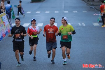 BƯỚC CHẠY CHÀO XUÂN THÀNH PHỐ QUẢNG NGÃI 2024 - Ảnh #1251998