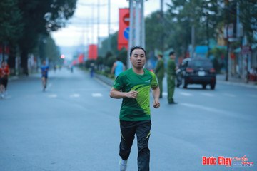 BƯỚC CHẠY CHÀO XUÂN THÀNH PHỐ QUẢNG NGÃI 2024 - Ảnh #1236881