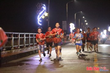 BƯỚC CHẠY CHÀO XUÂN THÀNH PHỐ QUẢNG NGÃI 2024 - Ảnh #1232653