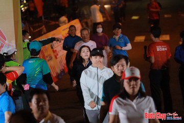 BƯỚC CHẠY CHÀO XUÂN THÀNH PHỐ QUẢNG NGÃI 2024 - Ảnh #1240470