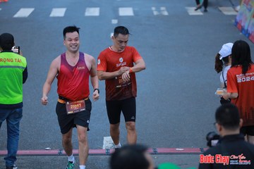 BƯỚC CHẠY CHÀO XUÂN THÀNH PHỐ QUẢNG NGÃI 2024 - Ảnh #1251522