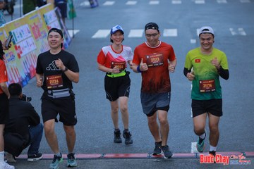 BƯỚC CHẠY CHÀO XUÂN THÀNH PHỐ QUẢNG NGÃI 2024 - Ảnh #1251999