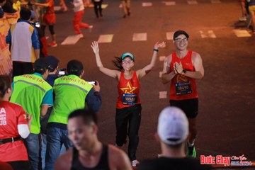BƯỚC CHẠY CHÀO XUÂN THÀNH PHỐ QUẢNG NGÃI 2024 - Ảnh #1249417
