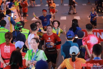 BƯỚC CHẠY CHÀO XUÂN THÀNH PHỐ QUẢNG NGÃI 2024 - Ảnh #1249927