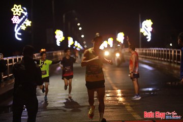 BƯỚC CHẠY CHÀO XUÂN THÀNH PHỐ QUẢNG NGÃI 2024 - Ảnh #1230732