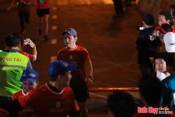 BƯỚC CHẠY CHÀO XUÂN THÀNH PHỐ QUẢNG NGÃI 2024 - Ảnh #1248086
