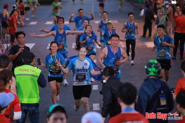 BƯỚC CHẠY CHÀO XUÂN THÀNH PHỐ QUẢNG NGÃI 2024 - Ảnh #1250231